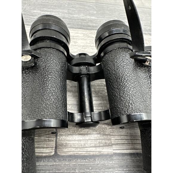Empire Binoculars Model 257 Lightweight No. 48223 10 X 35 Extra Wide Angle {O} - Picture 10 of 10